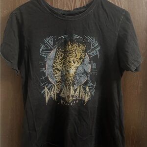 Def Leppard Graphic T-Shirt